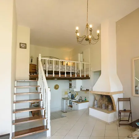 Assos Caldera Apartment *