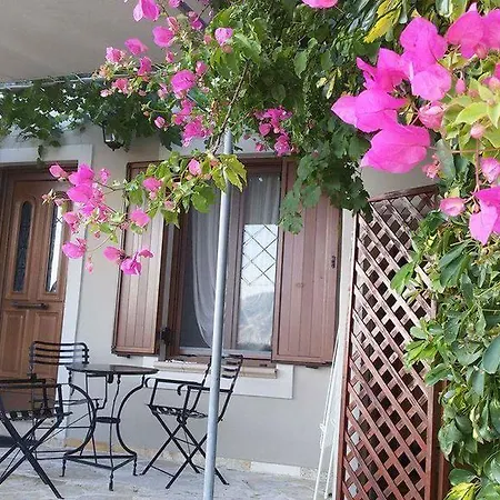 Apartment Assos Caldera *