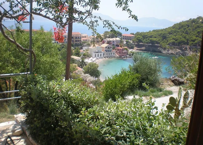 Assos Caldera * אסוס
